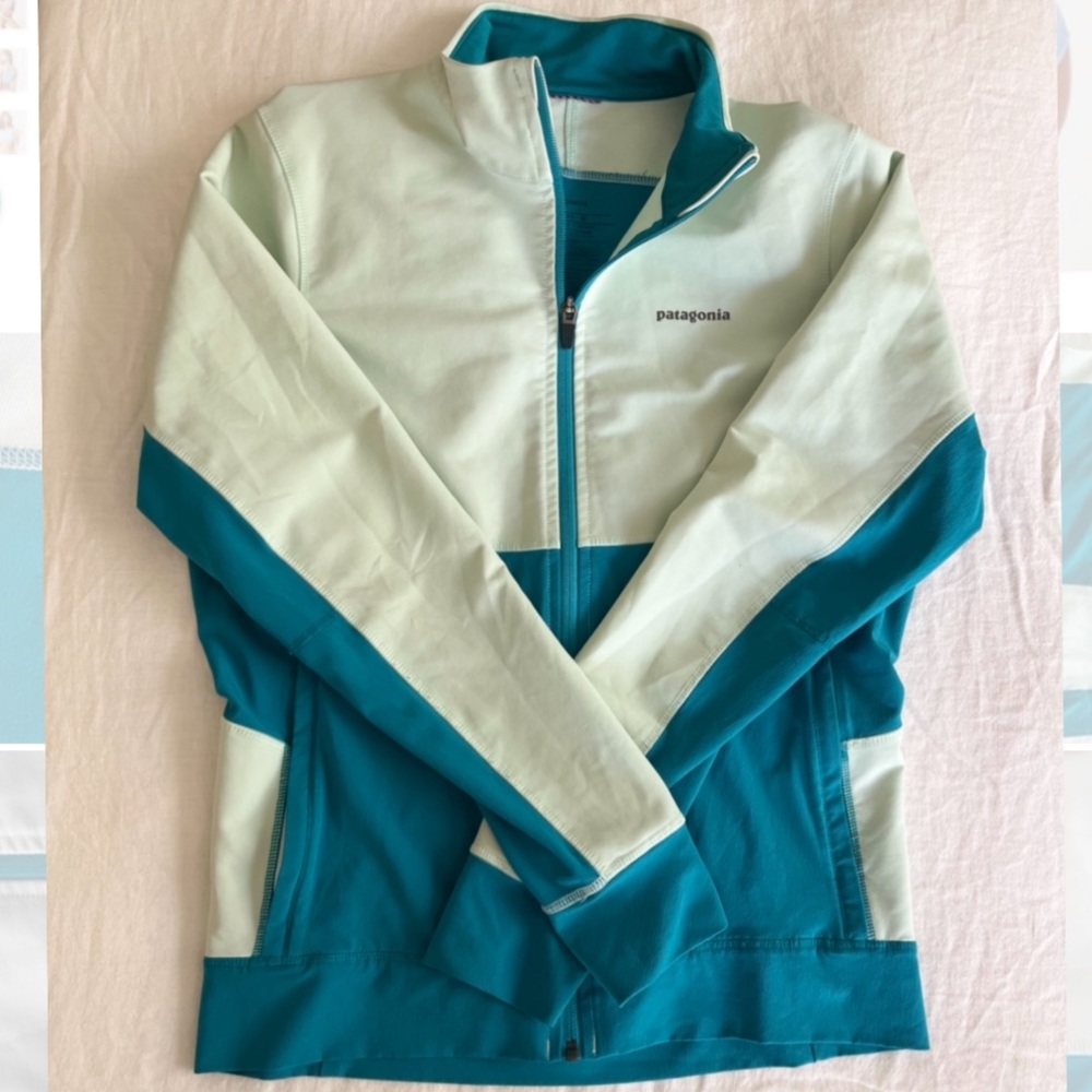 Patagonia Soft Shell Jacket | Blue + Green | Size Medium | NWOT